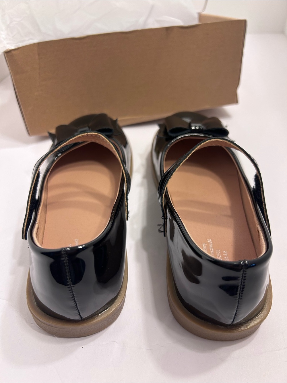 Girls Leather Mary Jane Flats style , Bowknot Design Soft Sole Anti Slip shoes - Picture 3 of 7
